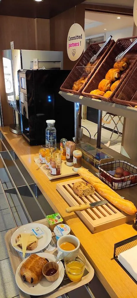**  B&B Hotel Aubagne Gemenos France