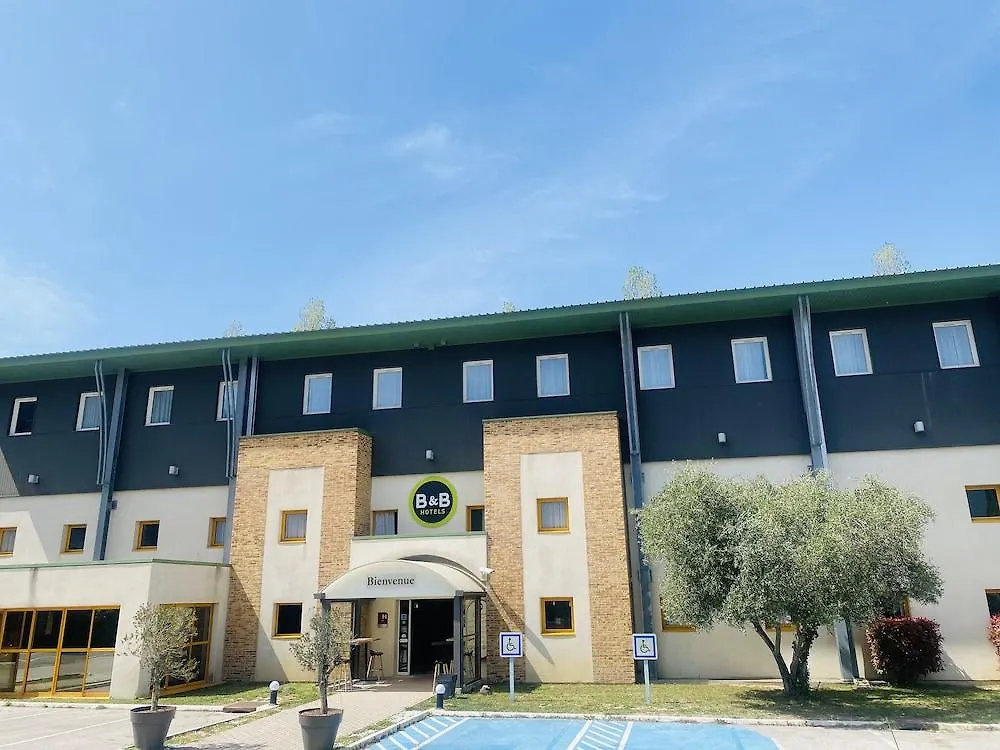 **  B&B Hotel Aubagne Gemenos France
