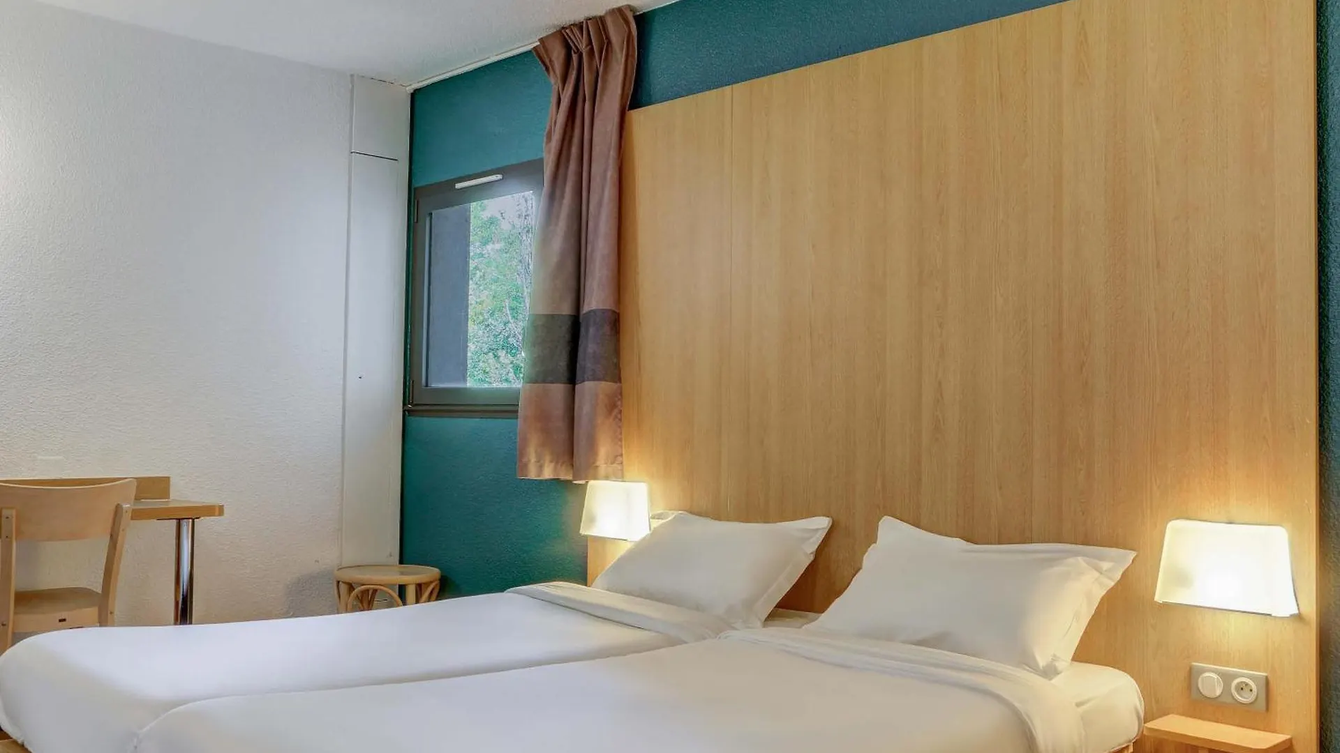 B&B Hotel Aubagne Gémenos 2*,  צרפת