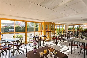 **  B&B Hotel Aubagne Gemenos France